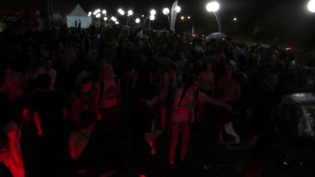 Ночные Кобры x Абсурд / Midnite Cobras x Absurd смотреть онлайн