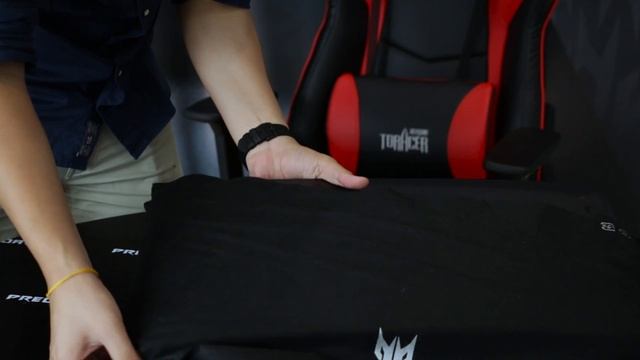 Acer Predator 21 X Unboxing смотреть онлайн