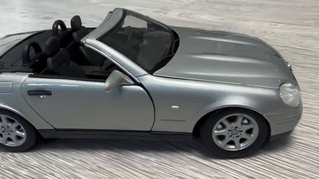 1996 Mercedes Benz SLK 230￼ 1:18#car#diecast#modelcars#mercedes#maisto#collection смотреть онлайн