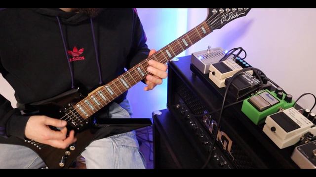 B.C RICH IRONBIRD 1 Drop B Tuning Riff смотреть онлайн