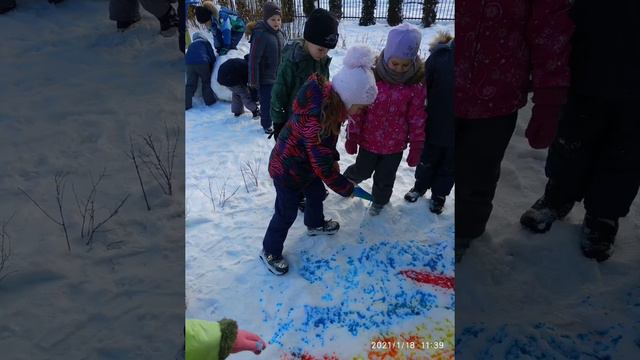 Как ребята из группы Совята весело проводят время зимой смотреть онлайн