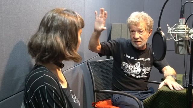 ПИСАТЕЛЬ АНДРЕЙ УСАЧЕВ В ГОСТЯХ У «ВИМБО» | Говорим о новом проекте, детских стихах и многом другом смотреть онлайн