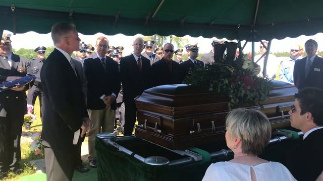 Steve Snell Graveside ceremony смотреть онлайн