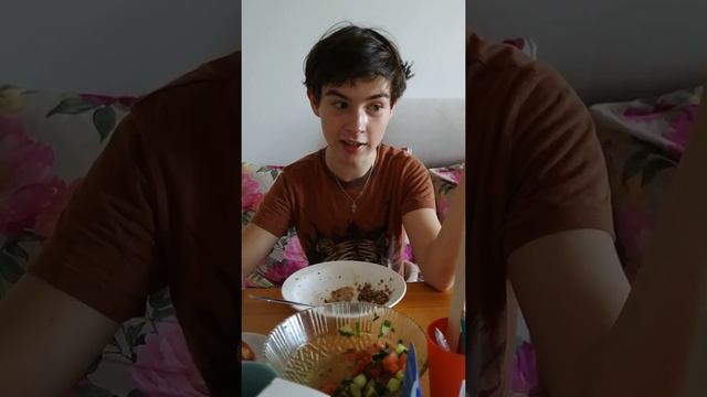 Аутизм. Влад. Переделывает песню "Я тебе, конечно, верю!" Ч 2 смотреть онлайн