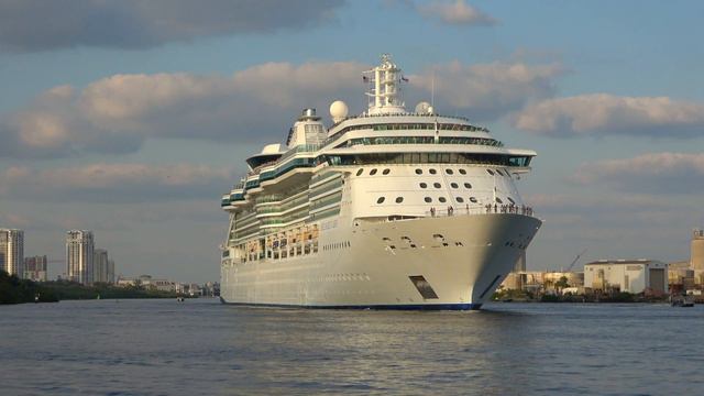 Triple Ships Sailaway from Tampa! смотреть онлайн