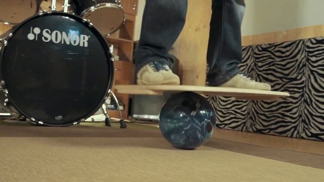 балансборд на шаре / balance board on the ball. смотреть онлайн