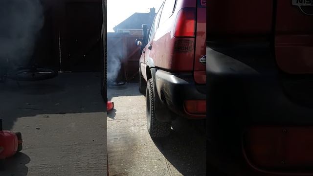 Nissan terrano 2.7tdi No smoke no poke смотреть онлайн
