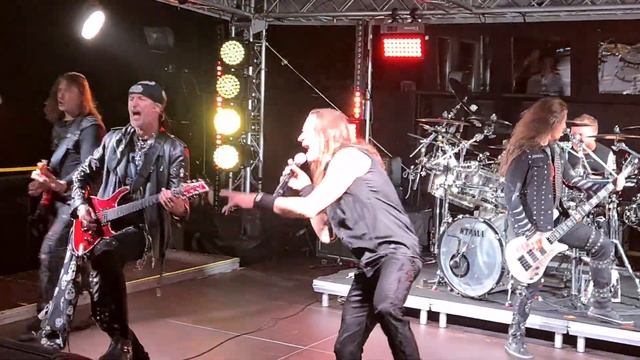 Кипелов и Большаков. Здесь куют метал, Встань, страх преодолей, Тореро, Воля и разум. Корабль. 20.0 смотреть онлайн