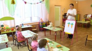 Занятие по аппликации в второй младшей группе «Помоги Зайчику найти морковку»