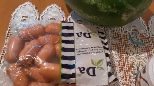 298...И зачем мне столько? 🤔 смотреть онлайн