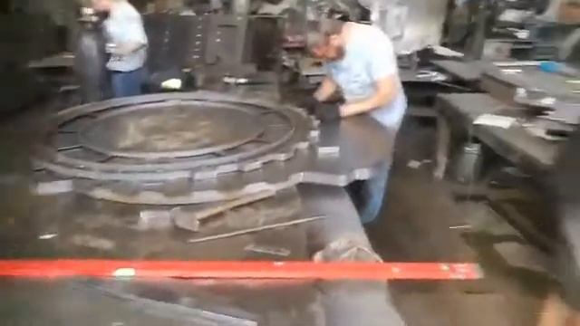 Процесс работы над Триумфальной аркой смотреть онлайн