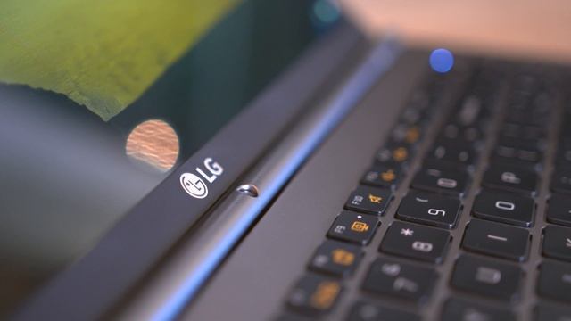LG Gram Laptop - Review! (2017) смотреть онлайн