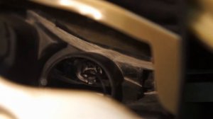 Citroen C5 (2004 - 2008) - как поменять правую лампочку габарита