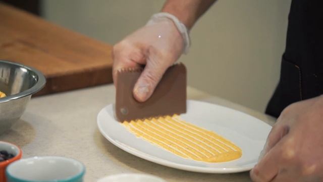 Как вкусно запечь сибас? Ответ в нашем новом видео смотреть онлайн