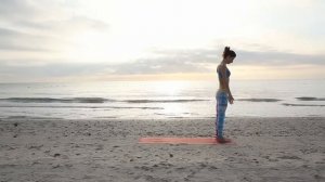 Утренняя практика "Сурья намаскар" - комплекс приветствия солнца