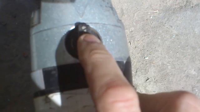 Как просверлить отверстие в кирпичной или бетонной стене без перфоратора смотреть онлайн