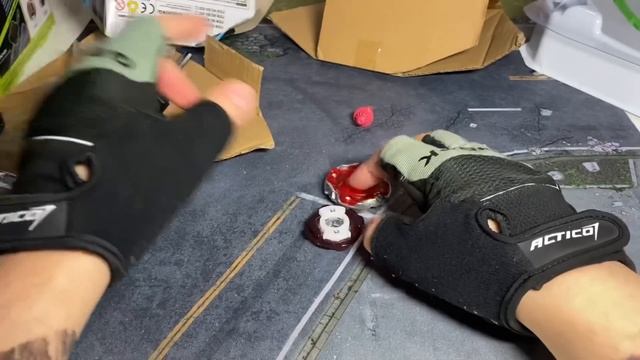 РАСПАКОВКА ДВУХ НОВЫХ ВОЛЧКОВ БЕЙБЛЭЙД ИКС / Бейблэйд Икс / Beyblade X смотреть онлайн