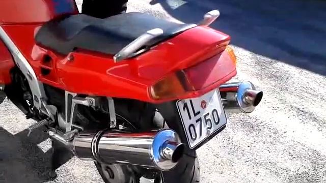 Honda VFR 750 cold start after 5 months | 100k+ km total смотреть онлайн
