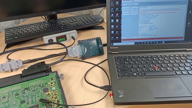 Программирование SIM2K-250, Boot/Bench адаптер V2/DB15 смотреть онлайн