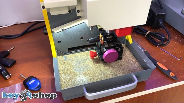 Ремонт ключа форд транзит , нарезка ключа форд Fo 21 (KEY-SHOP кривой рог) смотреть онлайн