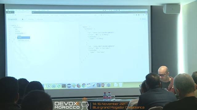 GraphQL vs Traditional REST API (Vladimir Dejanovic) смотреть онлайн