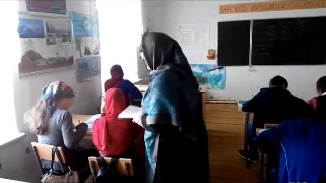 Семгамахинская СОШ. Открытый урок по теме "Экология Урала" (Салимат Мирзагаджиевна) смотреть онлайн