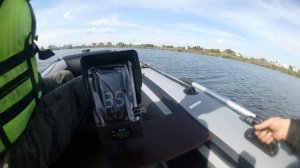 Сравнение лодок НДНД в размерности 360-370 см. Под одним мотором Сузуки 9.9 и одинаковой загрузкой.