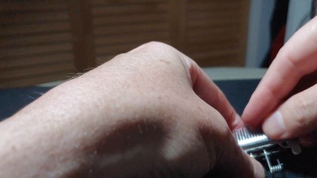 Cordless Wahl 9649 blade disassembly and reassembly смотреть онлайн