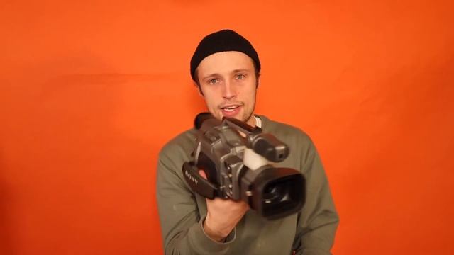 Why did I buy all of these Cameras? (Sony FX6, Vx1000, Canon C100, Fujifilm X100 & More) смотреть онлайн