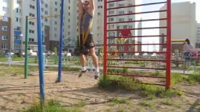 Подтягивания с весом 56 кг на 3 раза!!! смотреть онлайн