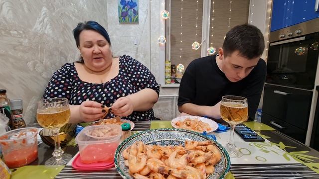 Мукбанг! Mukbang! креветки и ??китайская подделка, а не хрусталь?