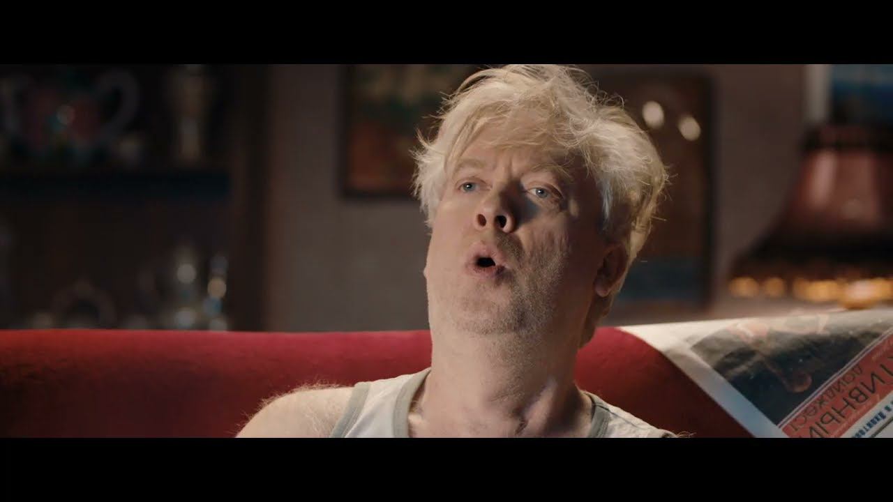 Беляковы в отпуске - Русский трейлер (2024) смотреть онлайн