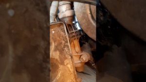 Вода под ковриком водителя Калина 2.