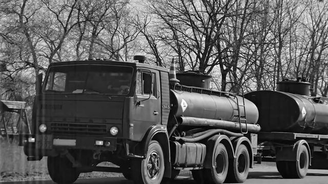 ДЕРЕВЕНСКИЕ БАЙКИ! Страшные Истории На Ночь! смотреть онлайн