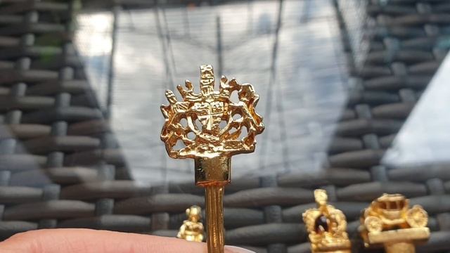 Гадание на ложках. ИЮНЬ 2022 смотреть онлайн