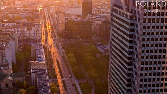 Warsaw - the city of sun | Poland Aerial 4K | POLAND ON AIR by Maciej Margas & Aleksandra Łogusz смотреть онлайн