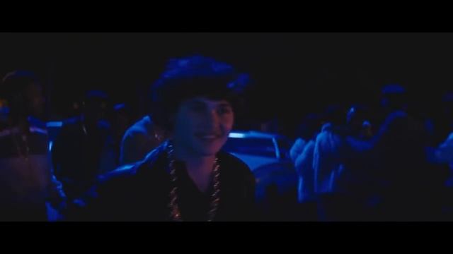 Белый парень Дублированный трейлер HD.mp4 смотреть онлайн