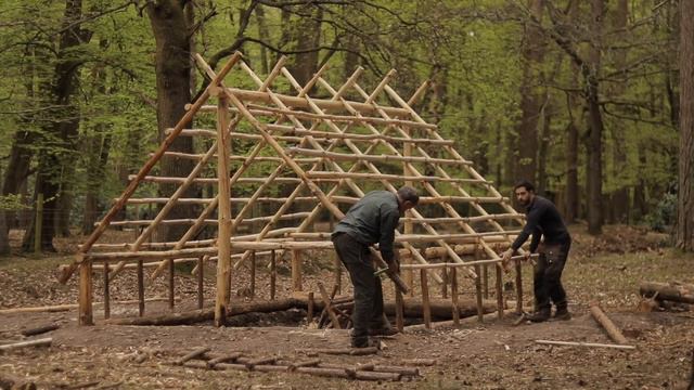 Building a Saxon House (Grubenhaus) with Hand Tools: Bushcraft Project (PART 5) смотреть онлайн