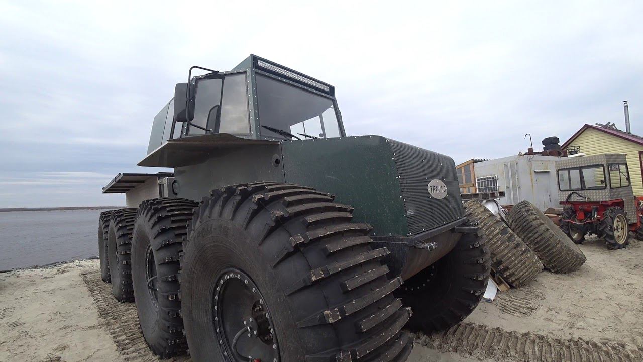Обзор техники во дворе дома. смотреть онлайн