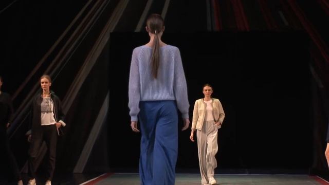 Виктория Шкульник. "Платье города" 2019 смотреть онлайн