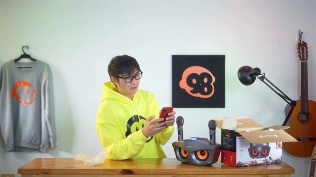 SDRD Portable Bluetooth Karaoke with 2 Wireless Mic! смотреть онлайн