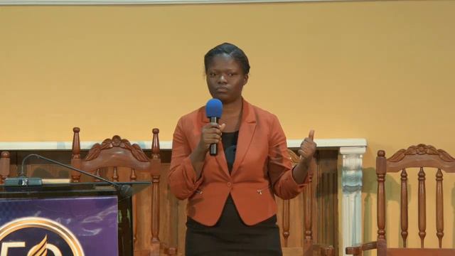 Yonika Lovell - A Promise Is A Comfort To The Wise смотреть онлайн