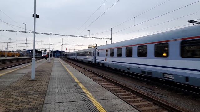 Ec 102 Polonia s Pozdravem смотреть онлайн