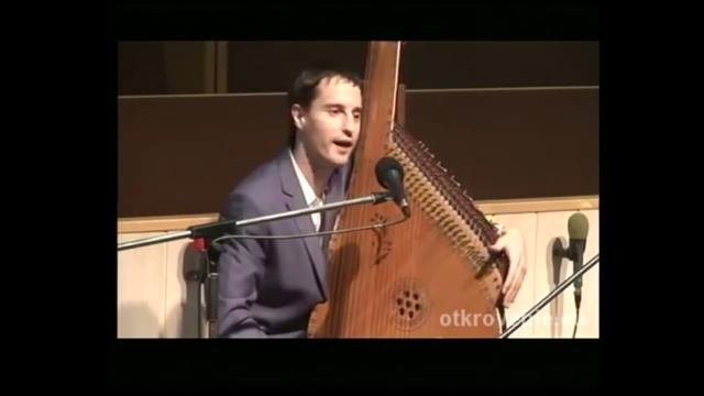 Пение и игра на бандуре(украинский народный инструмент) смотреть онлайн