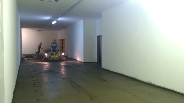 Redline  нанесение и затирка топпинга 4