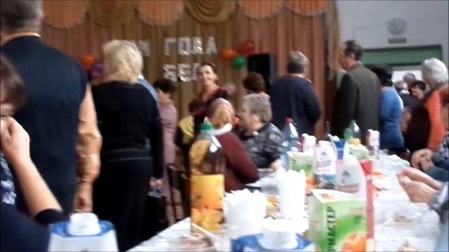 с.Берёзовка.День пожилых людей с чаепитием и танцами 2018г смотреть онлайн