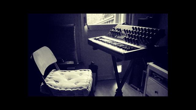 Behringer MonoPoly AmbientArpeggio смотреть онлайн