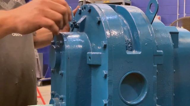 How to grease a Sutorbilt Legend Blower or Vacuum Pump смотреть онлайн