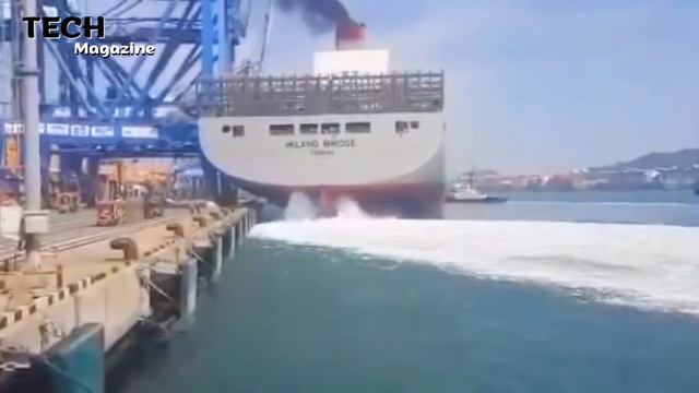 Extremely Dangerous Heavy Equipment Fails |Huge  Cranes Collapse &  Demolition Excavators Gone Wron