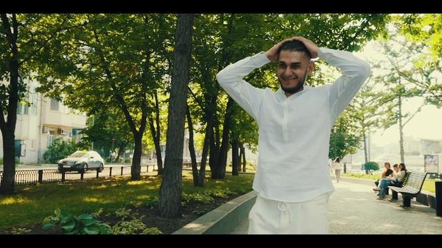 Keneli & Zhiro - Вредина